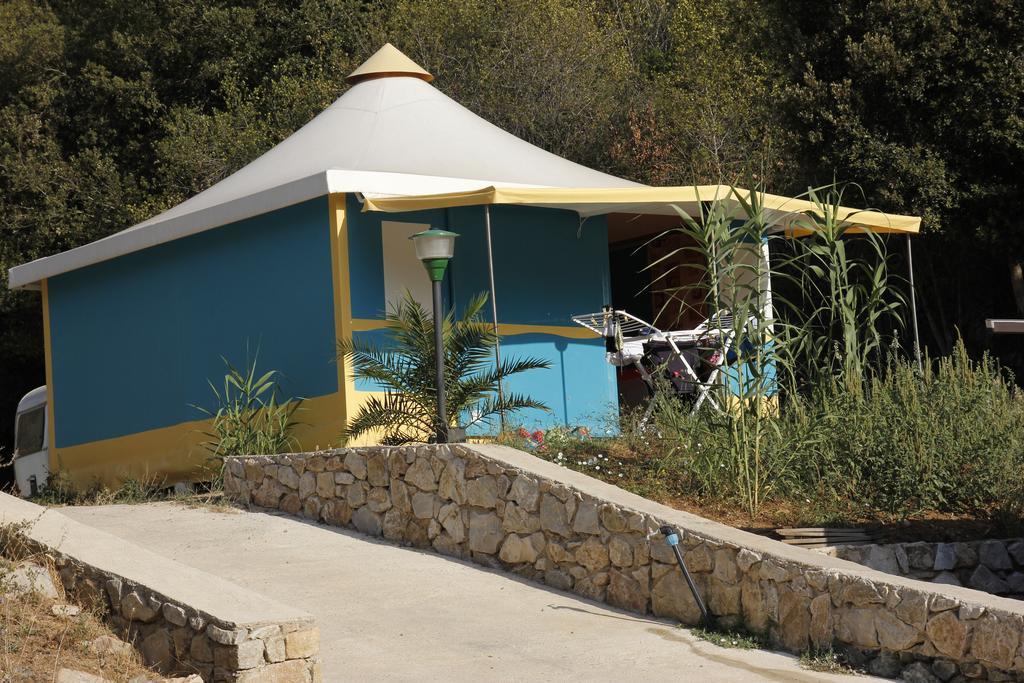 Camping Village Canapai Рио-Марина Номер фото