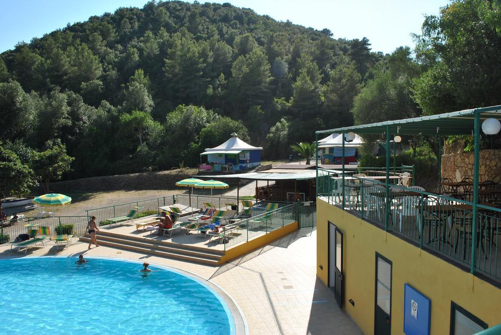 Camping Village Canapai Рио-Марина Экстерьер фото