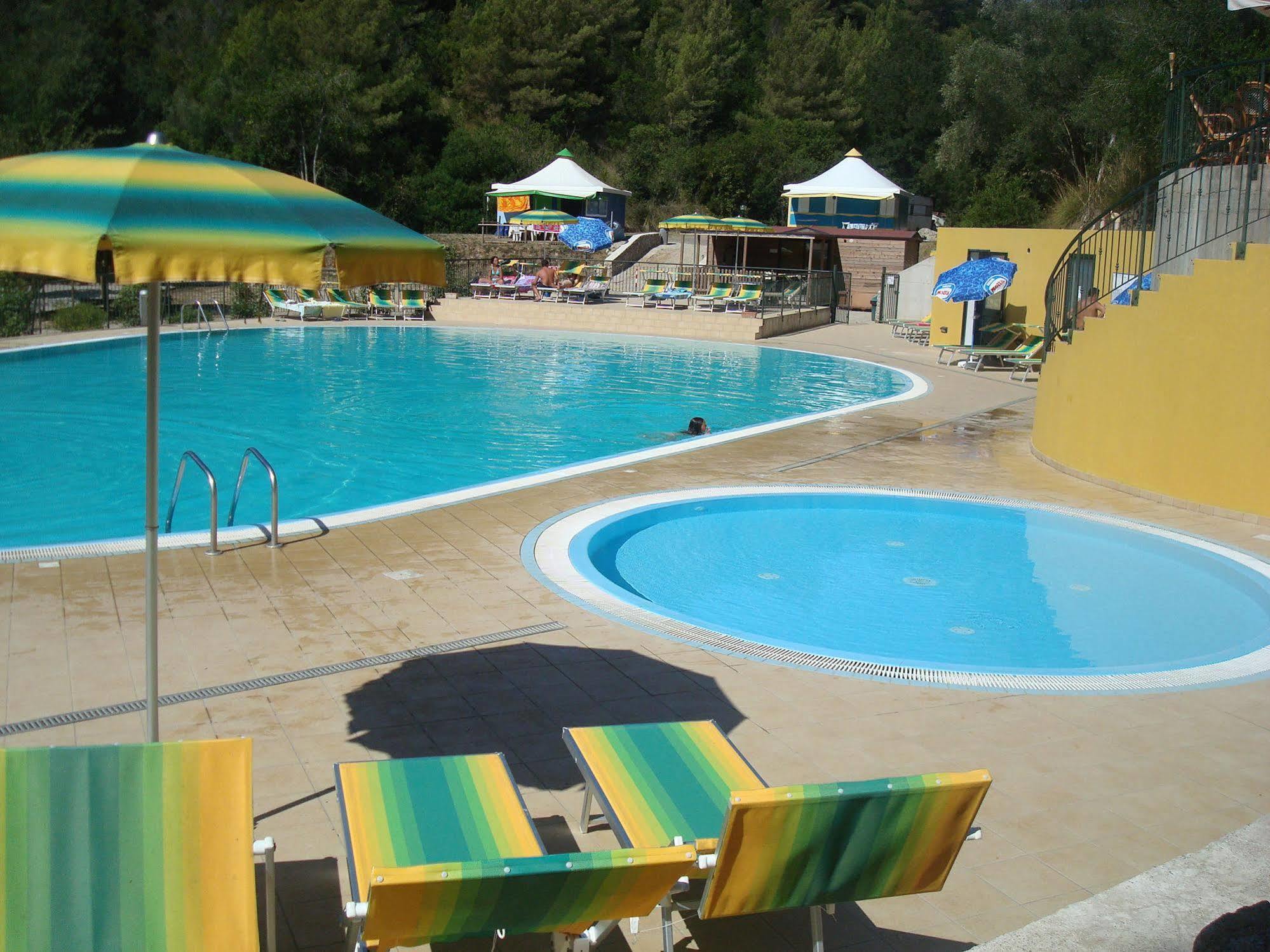 Camping Village Canapai Рио-Марина Экстерьер фото