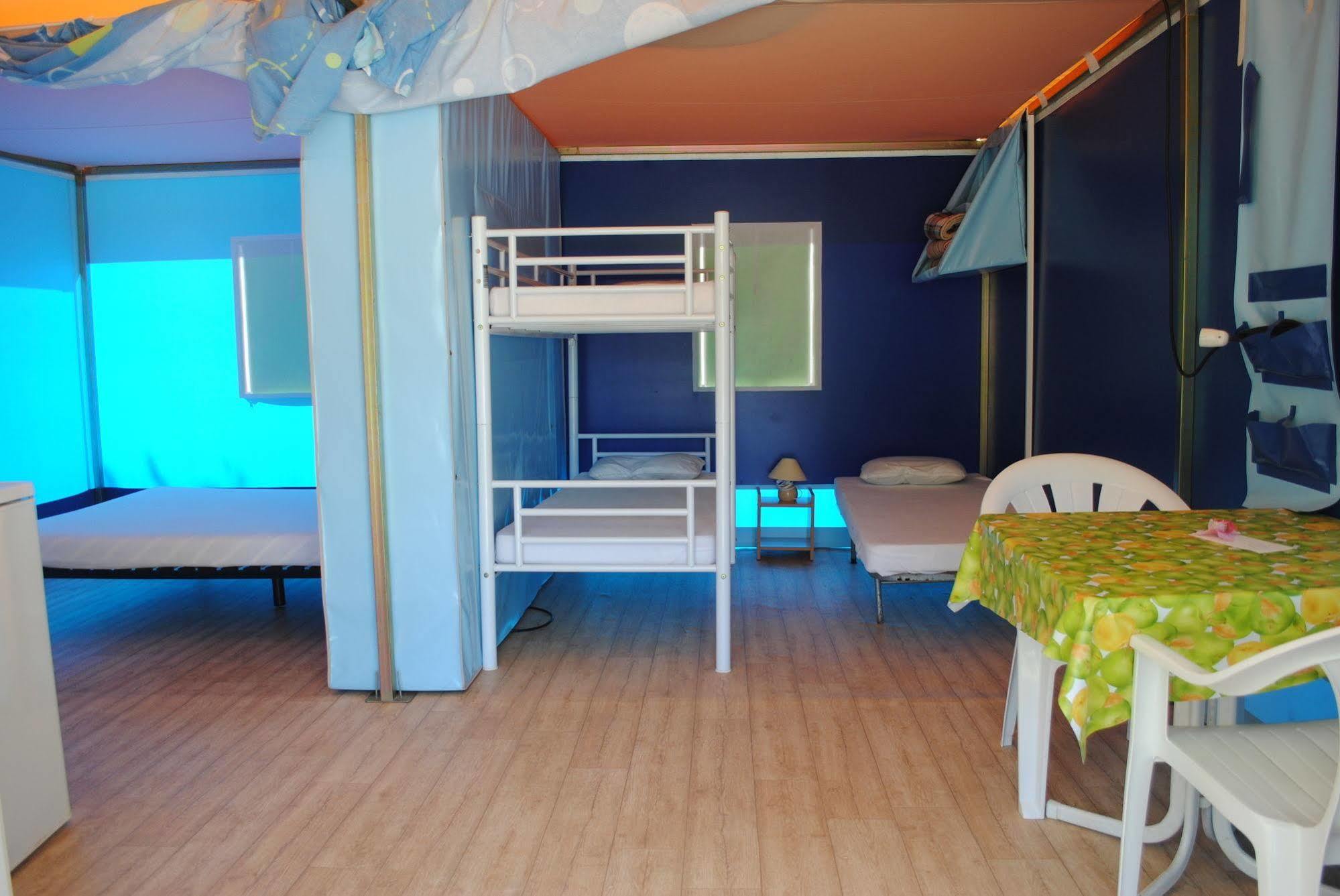 Camping Village Canapai Рио-Марина Экстерьер фото
